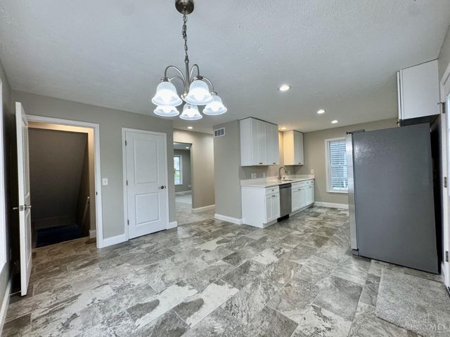 5426 Whetsel Avenue, Cincinnati, OH 45227