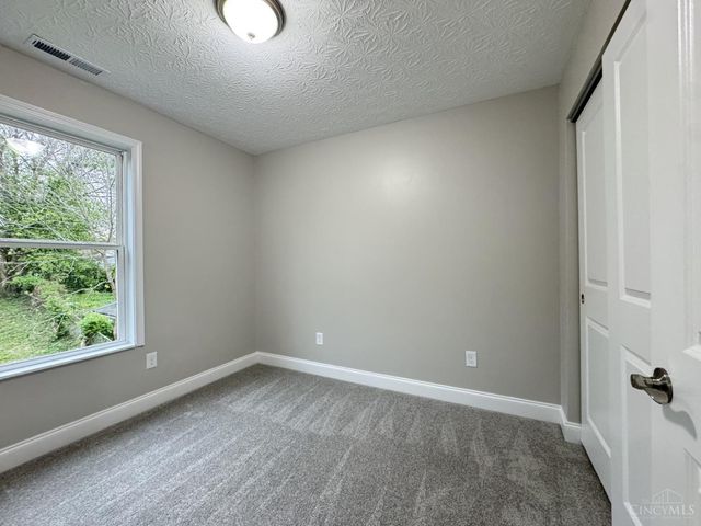 5426 Whetsel Avenue, Cincinnati, OH 45227