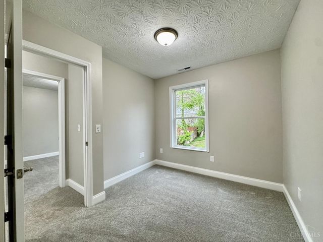 5426 Whetsel Avenue, Cincinnati, OH 45227