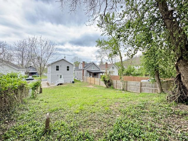 5426 Whetsel Avenue, Cincinnati, OH 45227