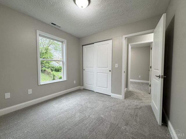 5426 Whetsel Avenue, Cincinnati, OH 45227