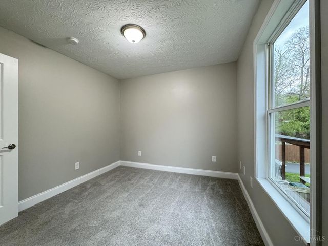 5426 Whetsel Avenue, Cincinnati, OH 45227
