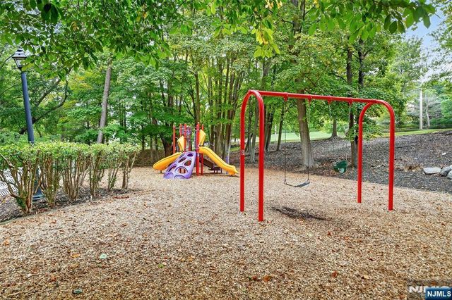 1032 Castle Road, Mahwah, NJ 07430