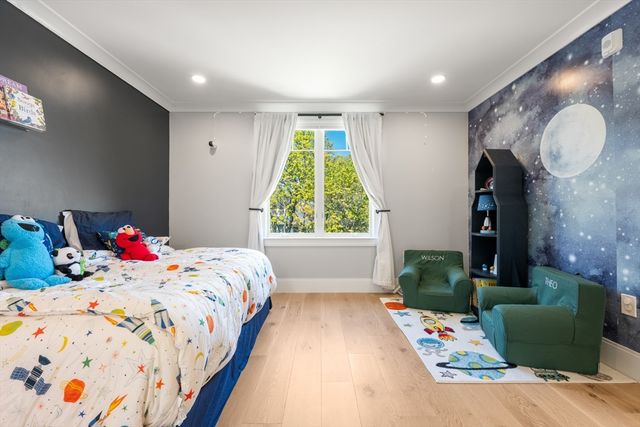 80 Verndale St 80, Brookline, MA 02446