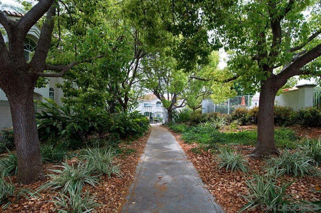 1878 Matin Cir 135, San Marcos, CA 92069