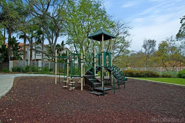 1878 Matin Cir 135, San Marcos, CA 92069