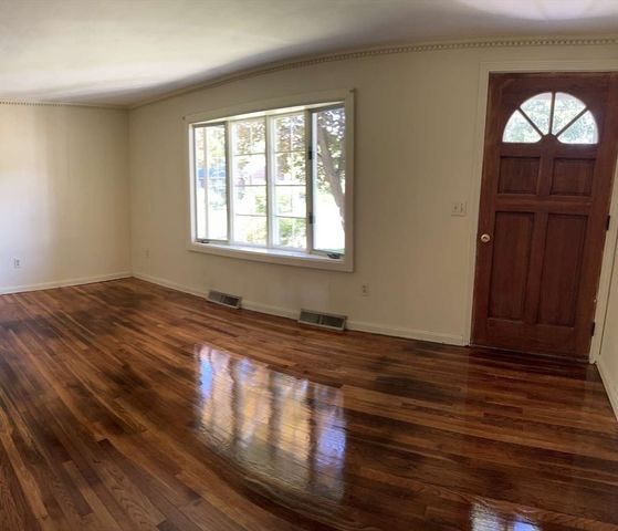 15 Wenonah Dr, Ludlow, MA 01056