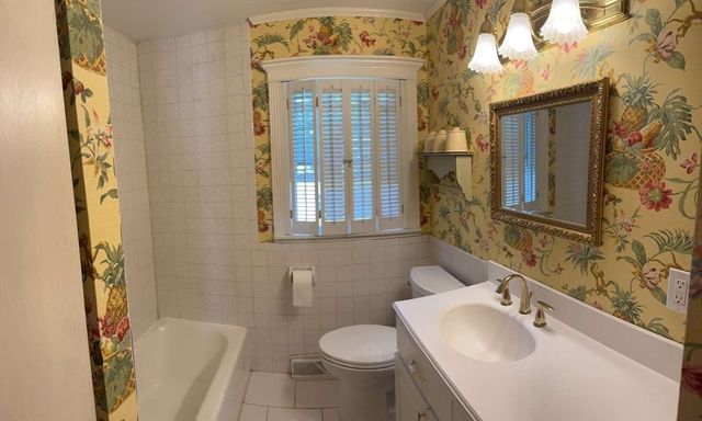 15 Wenonah Dr, Ludlow, MA 01056