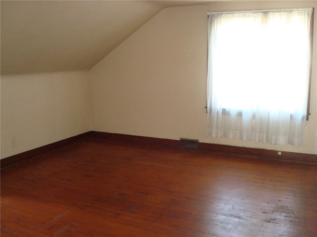 133 Mifflin St, Whitaker, PA 15120