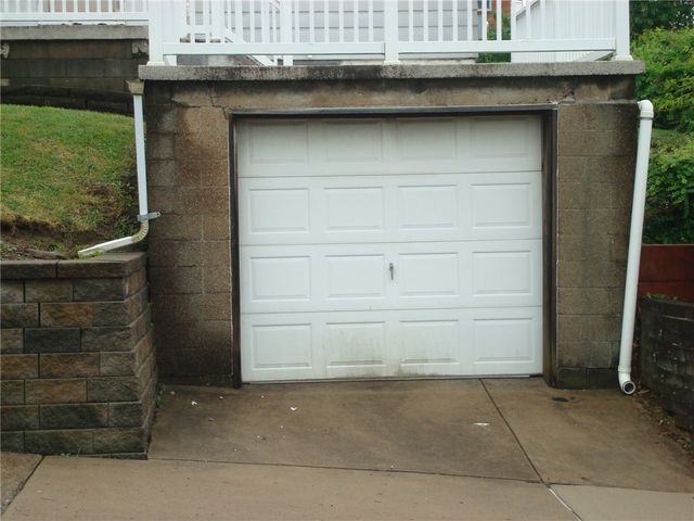 133 Mifflin St, Whitaker, PA 15120