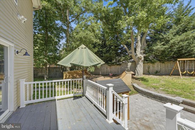 4 GREENBRIAR DR, Tuckerton, NJ 08087