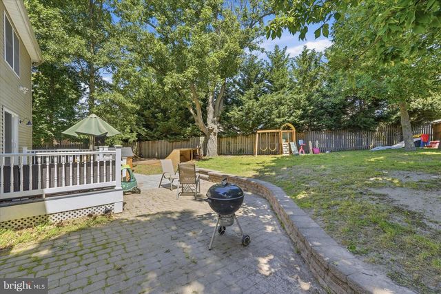 4 GREENBRIAR DR, Tuckerton, NJ 08087