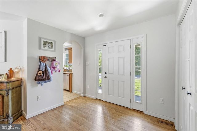 4 GREENBRIAR DR, Tuckerton, NJ 08087