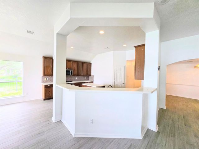 4018 Crystal Lake Circle N, Pearland, TX 77584
