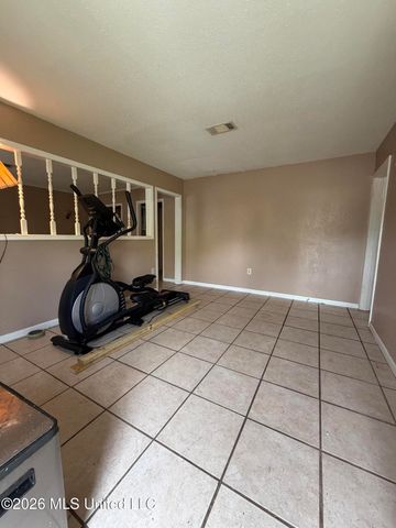 2205 University Street, Gautier, MS 39553