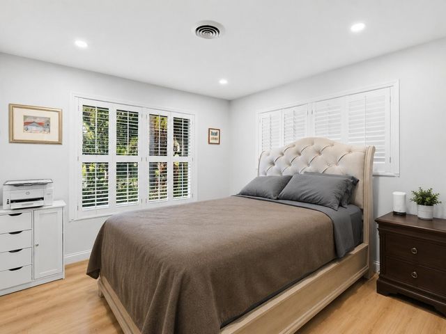 2010 NE 59th Place, Fort Lauderdale, FL 33308