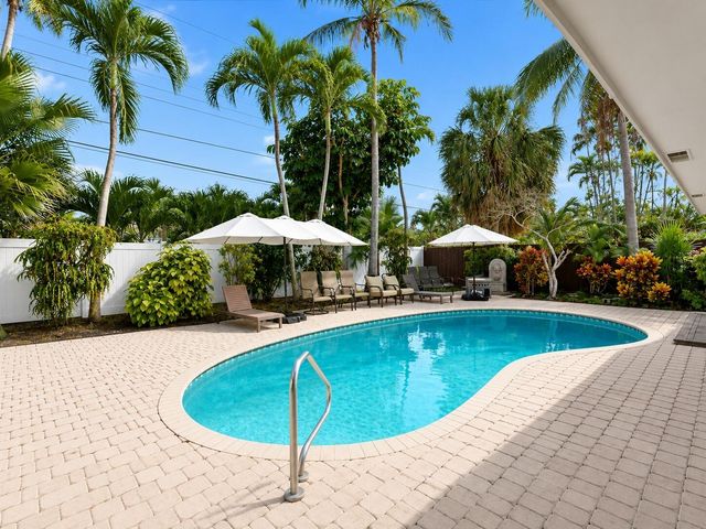 2010 NE 59th Place, Fort Lauderdale, FL 33308