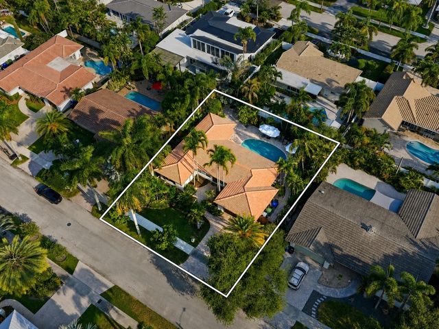 2010 NE 59th Place, Fort Lauderdale, FL 33308