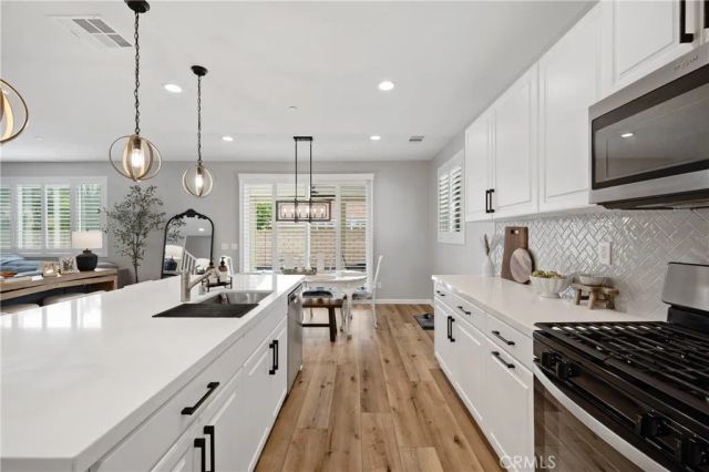 36219 Sunset Ridge Court, Wildomar, CA 92595