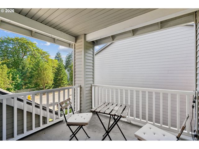 5653 Sw LEE St, Tualatin, OR 97062