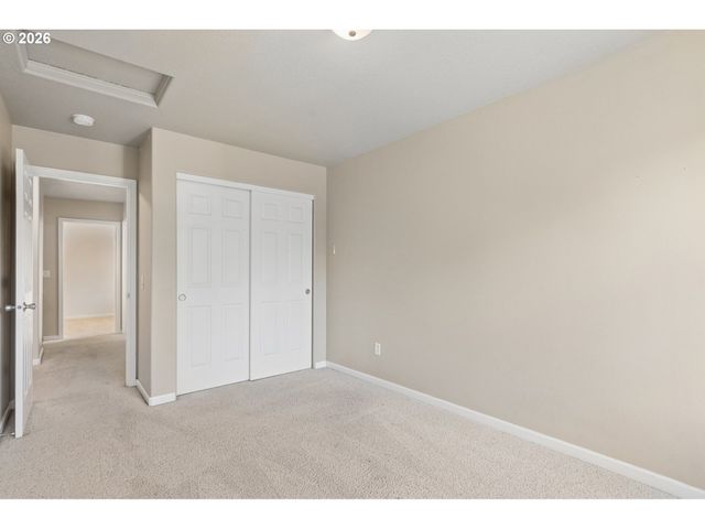 5653 Sw LEE St, Tualatin, OR 97062