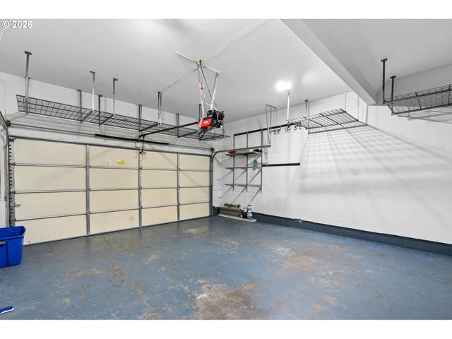 5653 Sw LEE St, Tualatin, OR 97062