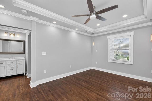 307 E Peterson Drive, Charlotte, NC 28217