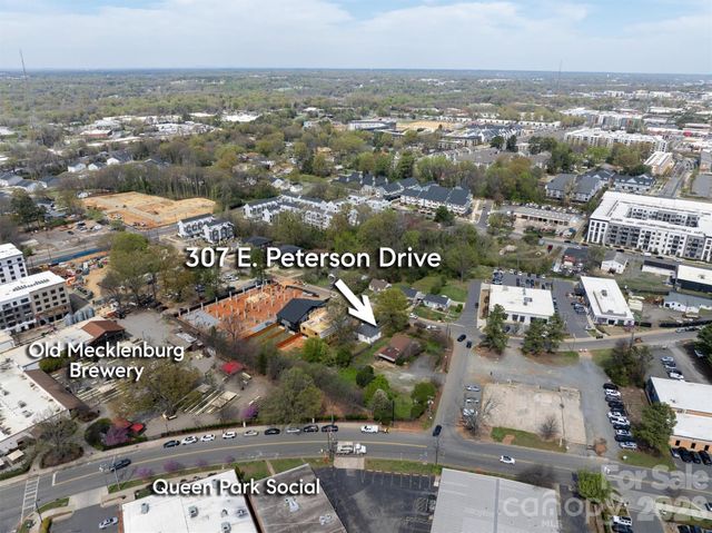 307 E Peterson Drive, Charlotte, NC 28217