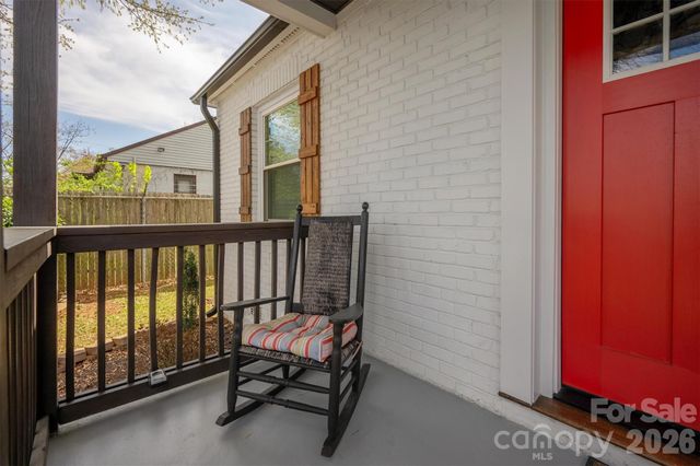 307 E Peterson Drive, Charlotte, NC 28217