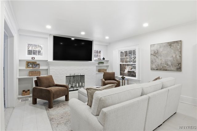 1 Argyle Park, Buffalo, NY 14222