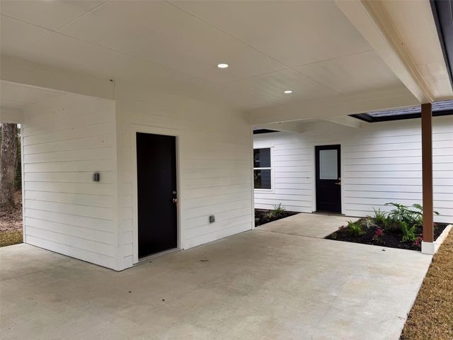 410 Coast Loop, Trinity, TX 75862