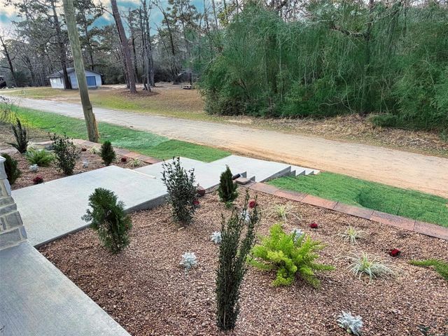 410 Coast Loop, Trinity, TX 75862