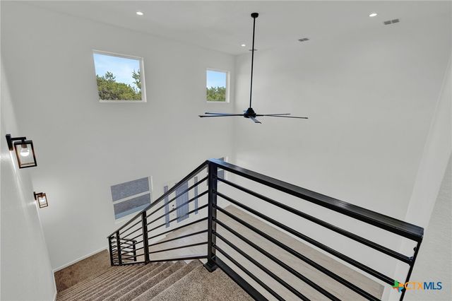 118 Crazy Cross Road, Wimberley, TX 78676