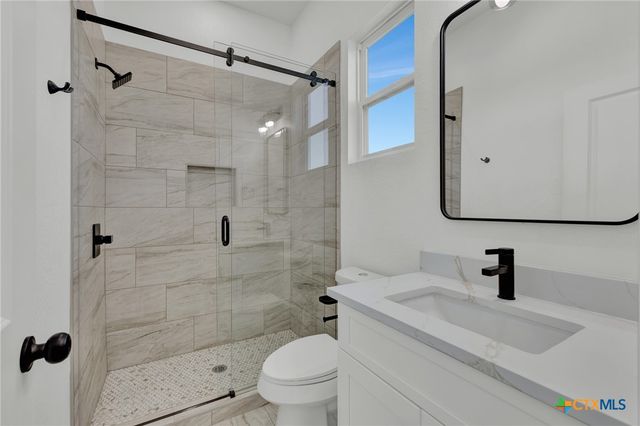 118 Crazy Cross Road, Wimberley, TX 78676