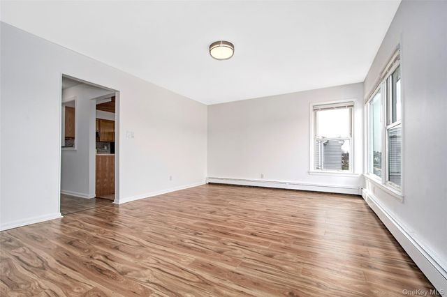 102 Lincoln Avenue E, West Harrison, NY 10604