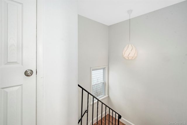 102 Lincoln Avenue E, West Harrison, NY 10604