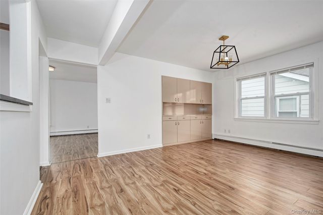 102 Lincoln Avenue E, West Harrison, NY 10604