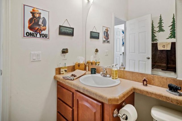 225 Dunbarton Road, Aromas, CA 95004