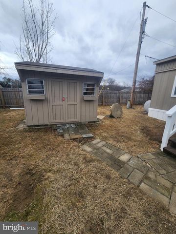 1 VICTORY AVE #100, Pennsville, NJ 08070