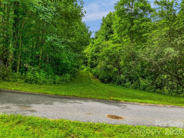 961 Wilson Branch Road, Mars Hill, NC 28754