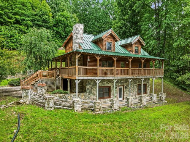 961 Wilson Branch Road, Mars Hill, NC 28754