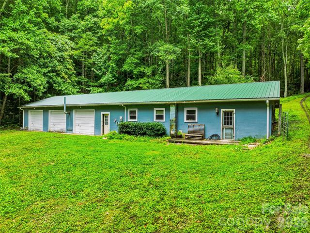961 Wilson Branch Road, Mars Hill, NC 28754