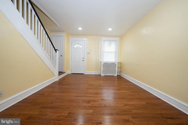 575 TIMBERLAKE RD, Upper Darby, PA 19082