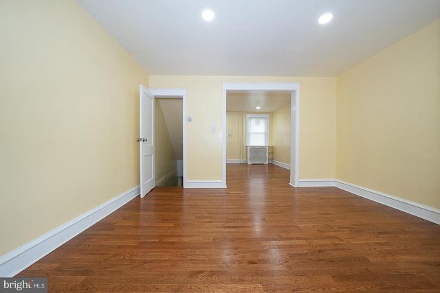 575 TIMBERLAKE RD, Upper Darby, PA 19082