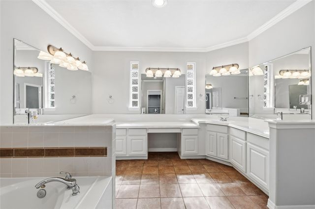 3207 Holly Shores Drive, Houston, TX 77042
