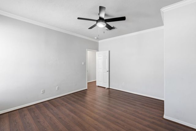3207 Holly Shores Drive, Houston, TX 77042