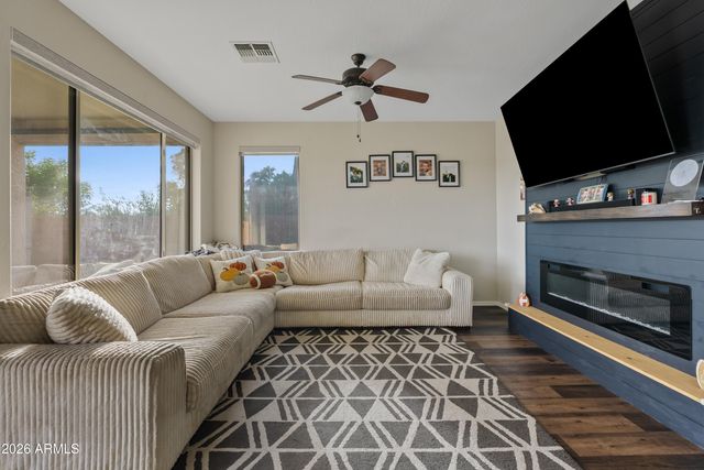 3759 E POWELL Way, Gilbert, AZ 85298