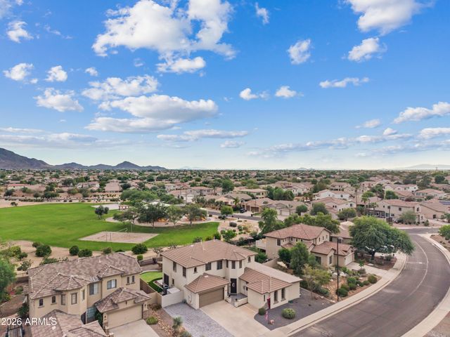 3759 E POWELL Way, Gilbert, AZ 85298