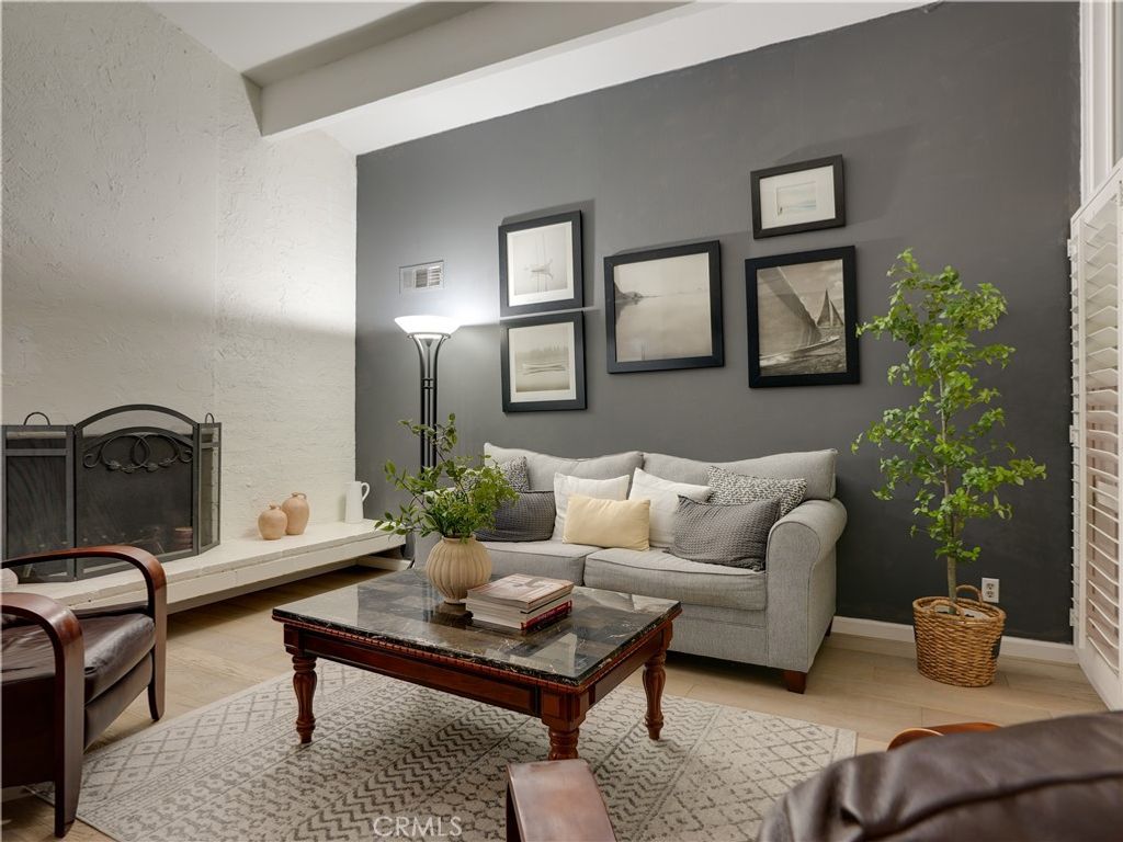 Image 7 of property listing at 21829 Legend Avenue, Carson, CA 90745