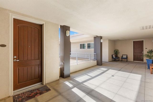 301 Mission Ave 601, Oceanside, CA 92054